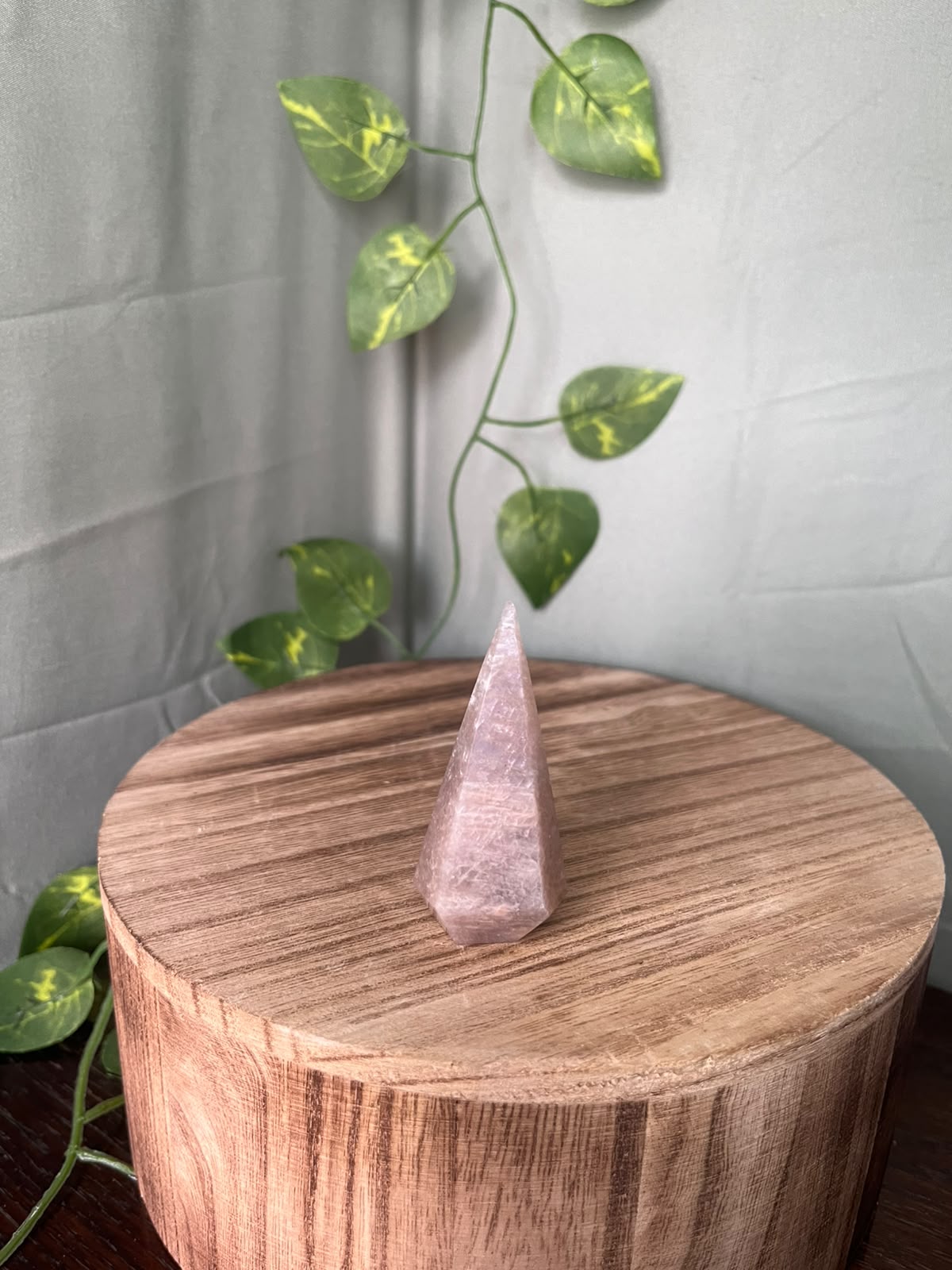 Peach Moonstone Point