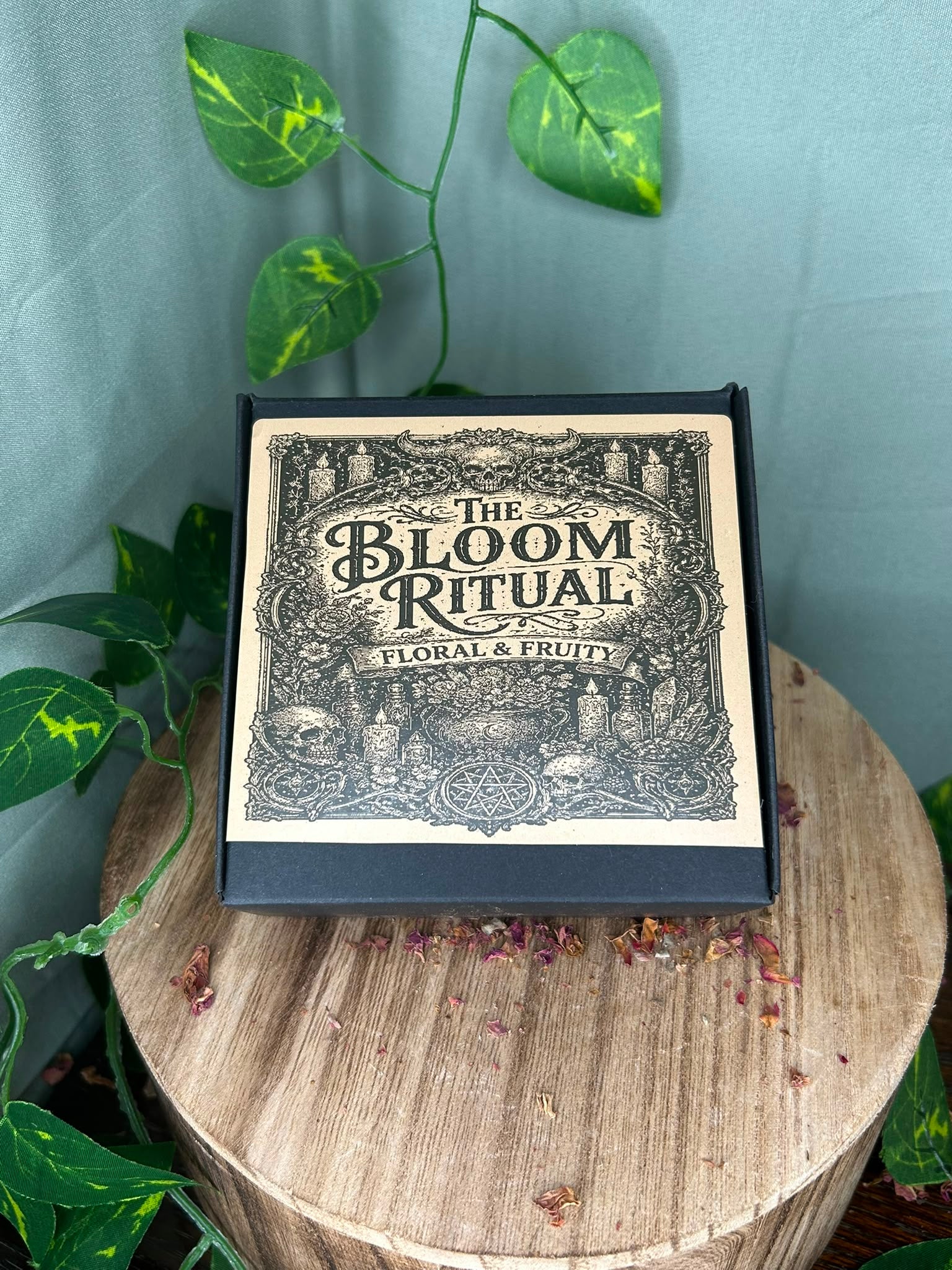 The Bloom Ritual – Floral & Fruity Skull Wax Melt Box