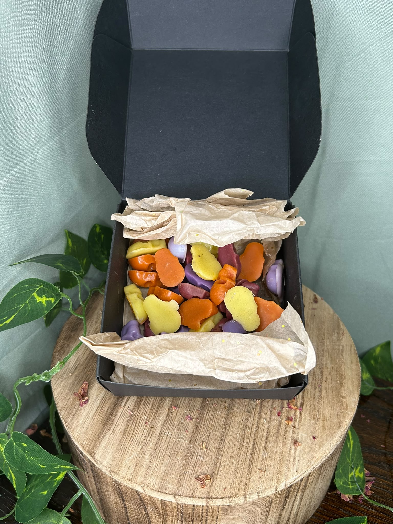 The Bloom Ritual – Floral & Fruity Skull Wax Melt Box